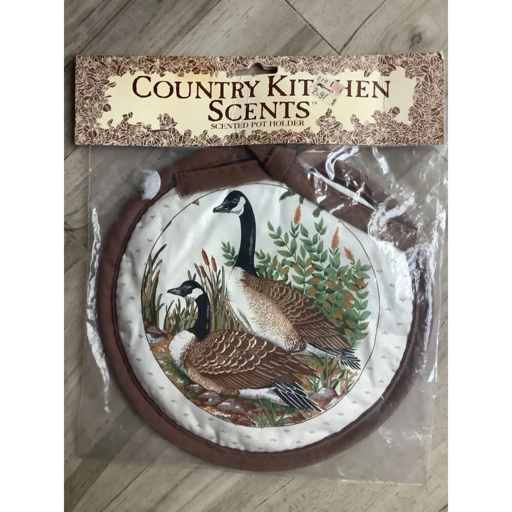 Vintage 1990s Country Kitchen Scents Goose Potholder 8” New Old Stock